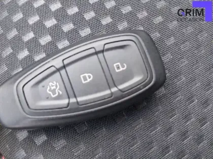 Photo 25 Ford Kuga  2.5 Duratec 190 ch FlexiFuel FHEV E85 Powershift
