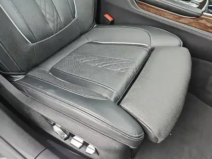 Photo 46 BMW Serie 7 745e 394 ch BVA8