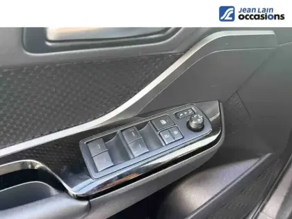 Photo 19 Toyota C-HR  Hybride 2.0L