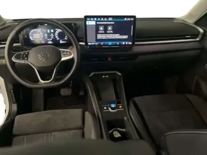 Photo 7 Volkswagen T-roc 1.5 eTSI Hybrid 150 ch DSG7 Style