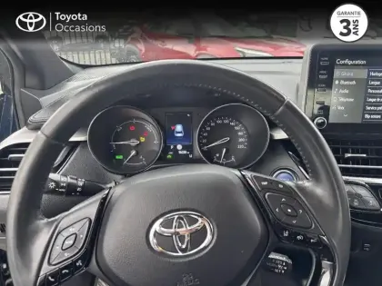 Photo 13 Toyota C-HR  1.8 Hybride 122ch Dynamic Ultimate E-CVT