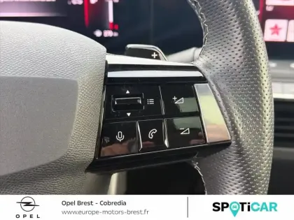 Photo 8 Opel Astra  1.6 Turbo 180ch Hybrid GS Line BVA8