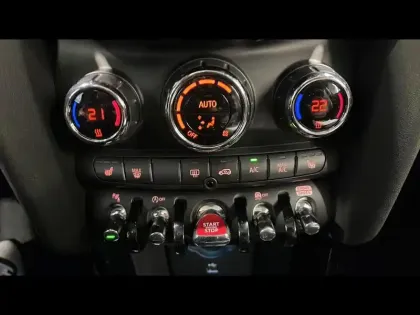 Photo 14 Mini Mini  Cooper 136ch Edition Premium Plus BVA7