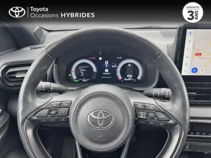 Photo 12 Toyota Yaris  116h Collection 5p MC24