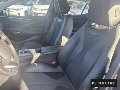 Photo 8 DS DS 4  E-TENSE 225ch Trocadero