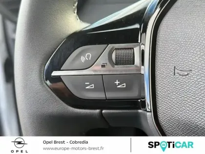 Photo 9 Peugeot 2008  e- 156ch 54 kWh Style