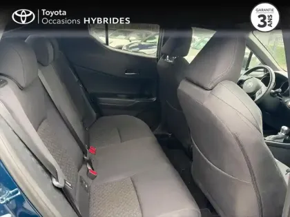 Photo 6 Toyota C-HR  1.8 Hybride 122ch Design Ultimate E-CVT