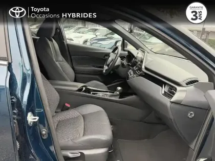 Photo 5 Toyota C-HR  1.8 Hybride 122ch Design Ultimate E-CVT
