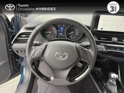Photo 8 Toyota C-HR  1.8 Hybride 122ch Design Ultimate E-CVT