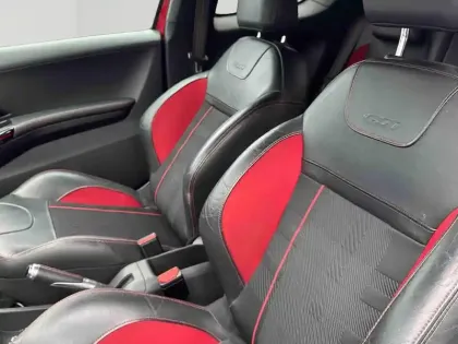 Photo 10 Peugeot 208  1.6 THP ch GTi S&S 3p