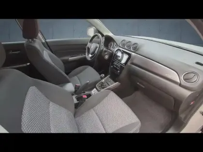 Photo 10 Suzuki Vitara  1.4 Boosterjet Hybrid 129ch Privilège Allgrip