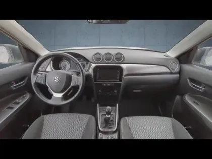 Photo 8 Suzuki Vitara  1.4 Boosterjet Hybrid 129ch Privilège Allgrip