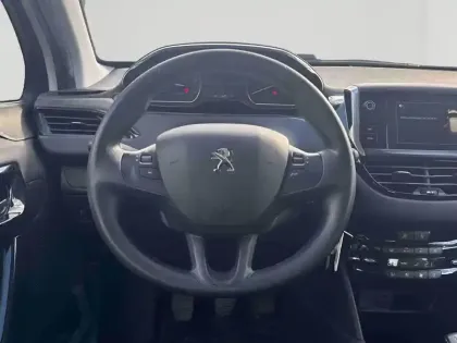 Photo 11 Peugeot 208  1.6 BlueHDi 100ch Active 5p