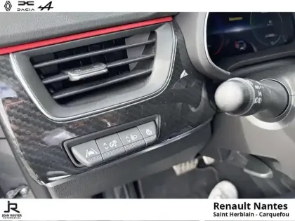 Photo 6 Renault Arkana  1.6 E-Tech 145ch RS Line