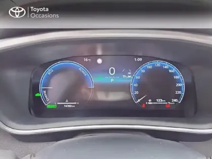 Photo 13 Toyota Corolla  Touring Spt 1.8 140ch Design MY24