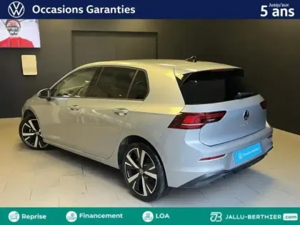 Photo 13 Volkswagen Golf  1.5 eTSI EVO2 116ch VW Edition DSG7