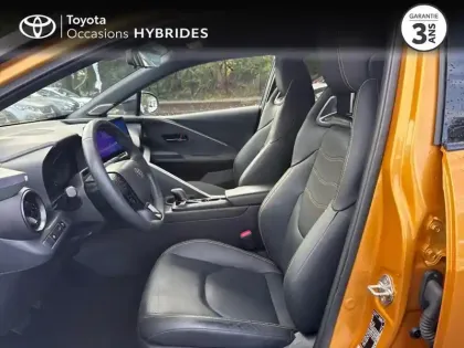 Photo 10 Toyota C-HR  2.0 Hybride 200ch Collection Premiere NG23