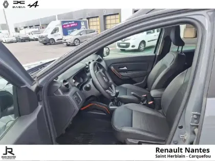 Photo 10 Dacia Duster  1.5 Blue dCi 115ch Extreme 4x4