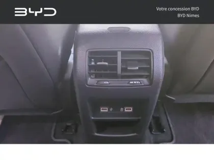 Photo 5 Citroën C5  X Hybride rechargeable 225ch Shine Pack ëEAT8