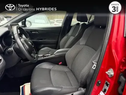 Photo 10 Toyota C-HR  1.8 Hybride 122ch Design Ultimate E-CVT