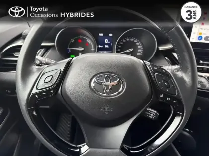 Photo 12 Toyota C-HR  1.8 Hybride 122ch Design Ultimate E-CVT