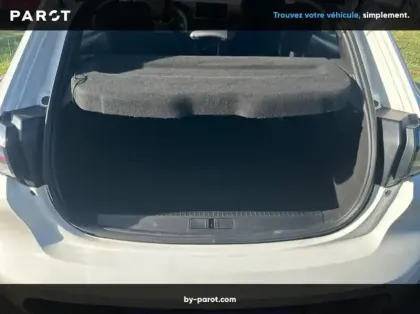 Photo 16 Peugeot 208 Hybrid 110 ch e-DCS6 Allure