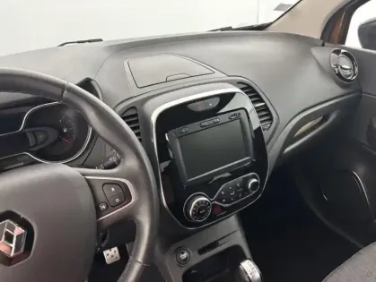 Photo 11 Renault Captur 1.3 TCe 150ch Intens EDC Suréquipé + Attelage