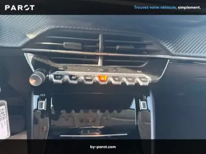Photo 18 Peugeot 208 Hybrid 110 ch e-DCS6 Allure