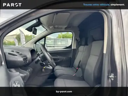 Photo 10 Citroën Berlingo Fourgonnette Van M 650 PURETECH 110 S&S BVM6 CONTROL
