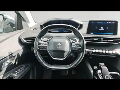 Photo 21 Peugeot 3008 1.5 BlueHDi 130ch Allure EAT8 Suréquipé