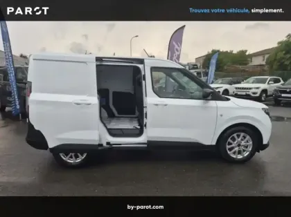 Photo 28 Ford Transit Courier Fourgon Nouveau FGN 1.5 ECOBLUE 100 BVM6 LIMITED