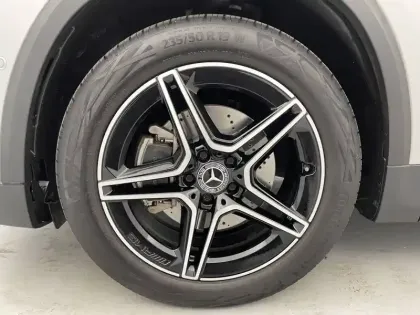 Photo 17 Mercedes GLA  200 7G-DCT