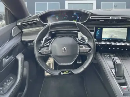Photo 12 Peugeot 508  Hybrid4 360 e-EAT8 Peugeot Sport Engineered