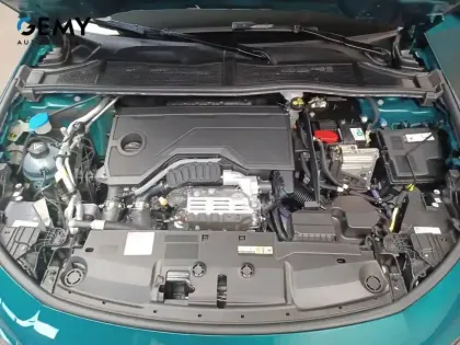 Photo 12 Peugeot 308  Hybrid 145 e-DCS6