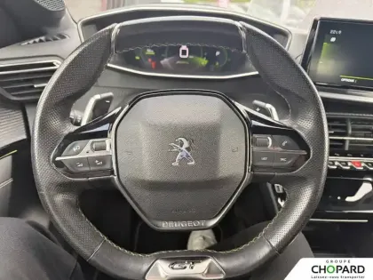 Photo 16 Peugeot 208  PureTech 130 S&S EAT8