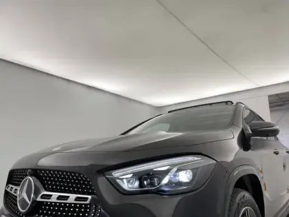 Photo 31 Mercedes GLA  250 e Hybrid EQ 8G-DCT