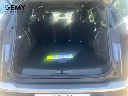 Photo 5 Peugeot 5008  Hybrid 145 ch e-DCS6