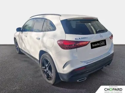 Photo 6 Mercedes GLA  200 d 8G-DCT