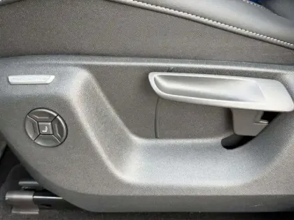 Photo 16 Volkswagen Tiguan 1.5 EHYBRID 204CH DSG6 R LINE