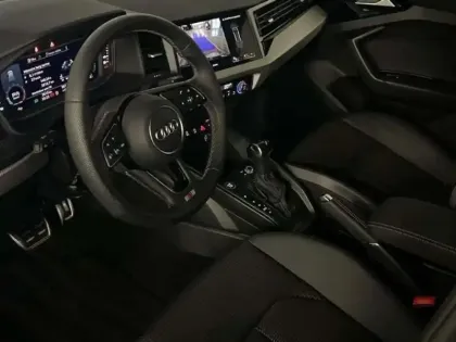 Photo 8 Audi A1 30 TFSI 116 ch S tronic 7 S line