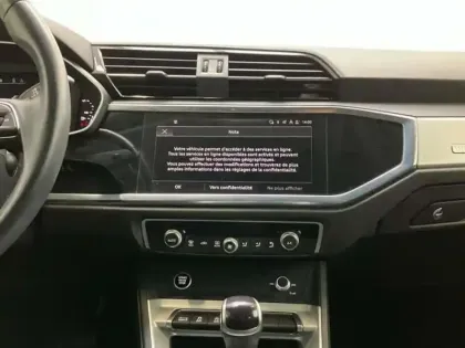 Photo 9 Audi Q3 35 TFSI 150 ch S tronic 7 Design