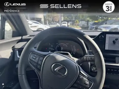 Photo 12 Lexus UX  300h F SPORT Design 2WD MC25