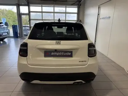 Photo 5 Fiat 600  1.2 Hybrid Turbo 110ch Pop eDCT6 Step 2