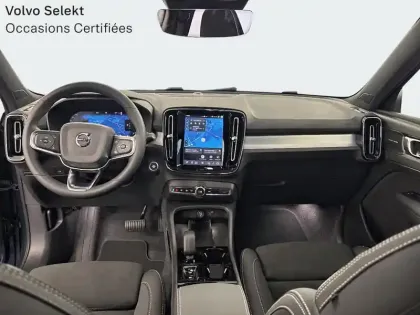 Photo 8 Volvo XC40  B3 163ch Black Edition DCT 7