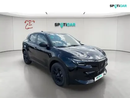 Photo 8 Alfa Romeo Junior  1.2 Ibrida 145ch Premium e-DCT6