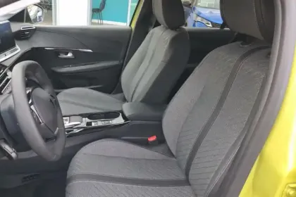 Photo 9 Peugeot 208  Hybrid 110 ch e-DCS6