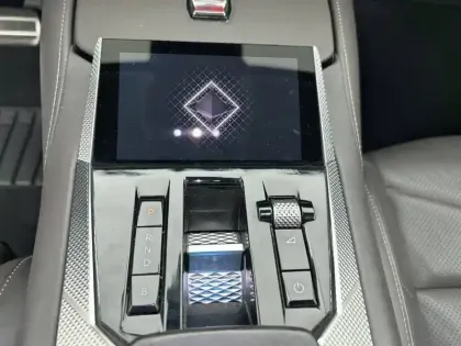 Photo 13 DS DS 4  Hybride E-Tense 225 EAT8