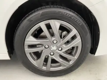 Photo 17 Peugeot 208  BLUEHDI 100 S&S BVM6
