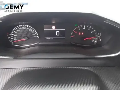 Photo 12 Peugeot 2008  PureTech 130 S&S BVM6