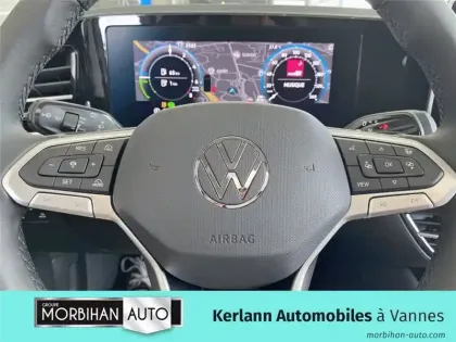 Photo 12 Volkswagen Passat 1.5 EHYBRID 204 DSG6